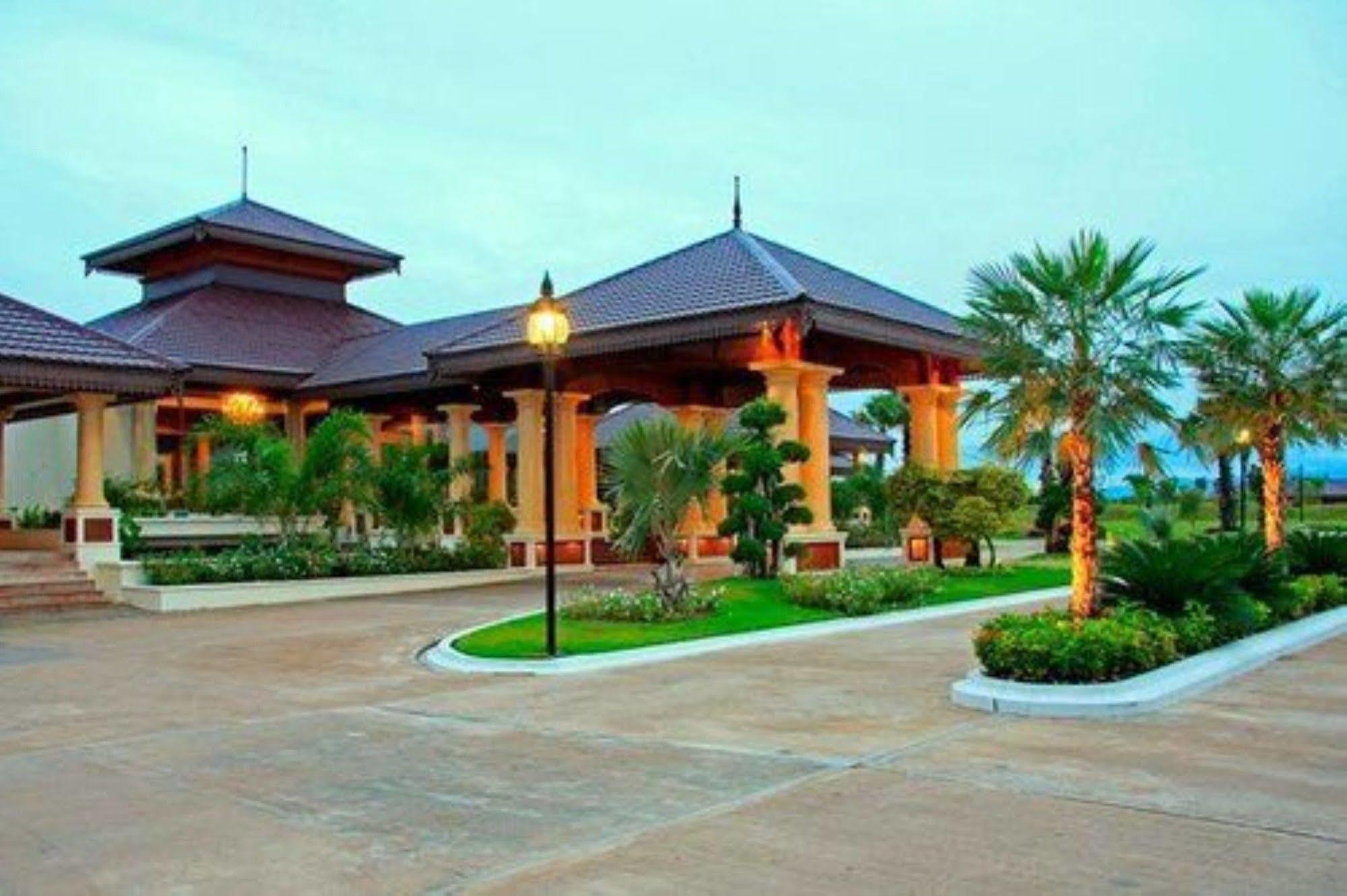 The Hotel Amara Nay Pyi Taw Naypyidaw Ngoại thất bức ảnh