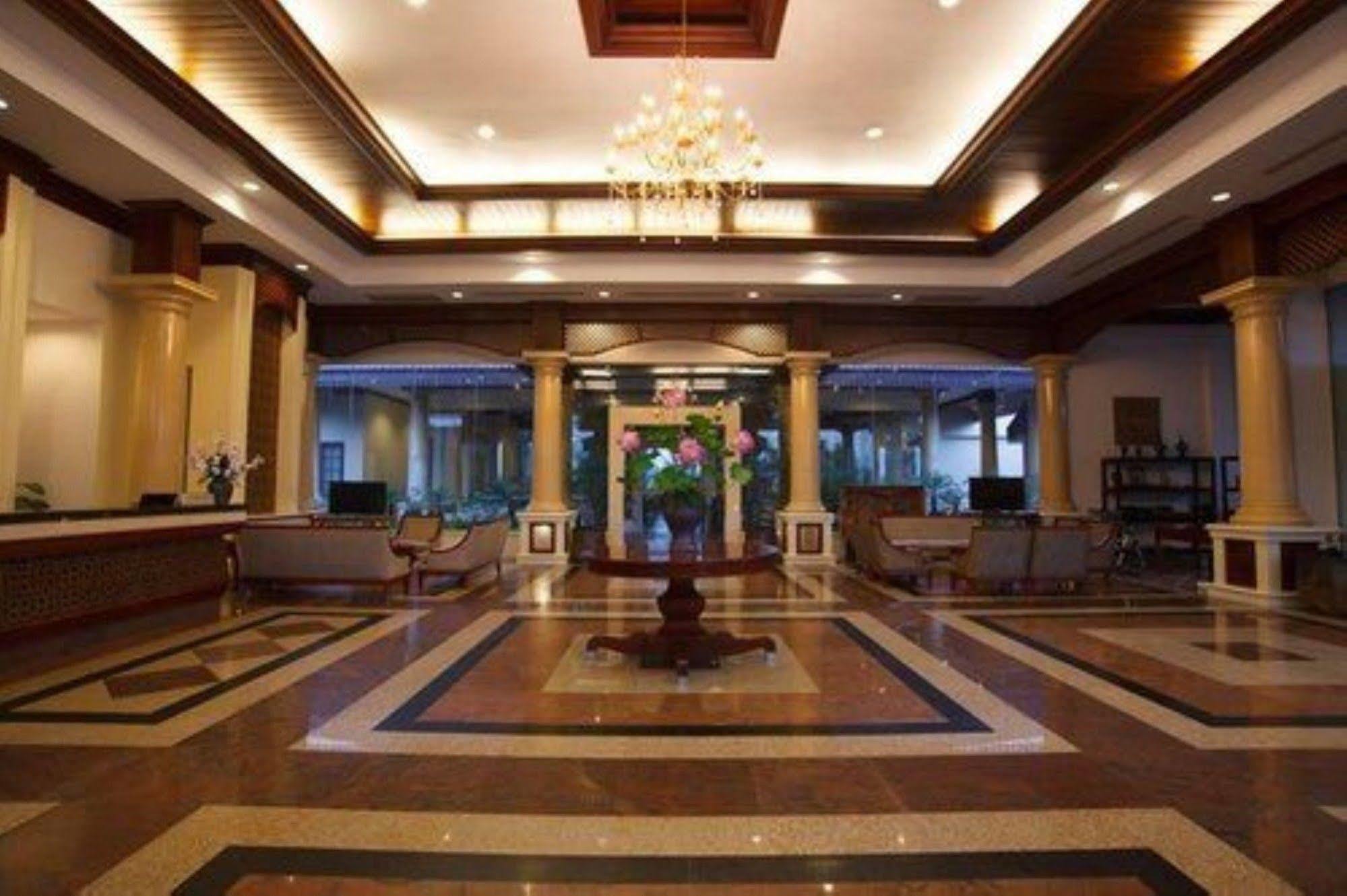 The Hotel Amara Nay Pyi Taw Naypyidaw Ngoại thất bức ảnh
